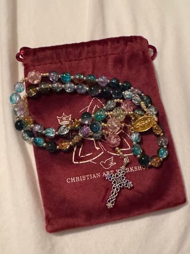 Customer photo review of FREE Today: Miraculous Medal & Celtic Cross of 8 mm Round Multicolor Glass Alloy Chain Rosary