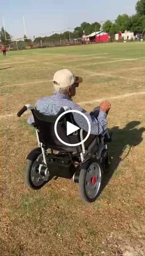 Customer video review of Silla De Ruedas Electrica Premium Con Control de 5 Vel Acero Portatil