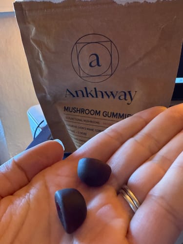 Customer photo review of 2-Month Mushroom Gummies