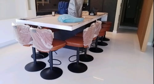 Customer photo review of Σκαμπό για Πάσο Κουζίνας Σετ 2 τμχ EKHO Ρυθμιζόμενο Ύψος 62-84 εκ με Πλάτη Καφέ-Μαύρο LJ-B097B01