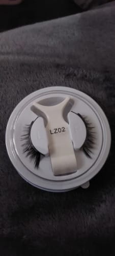 Customer photo review of Magnetic Eyelashes
