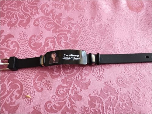 Customer photo review of Custom Photo I'm Always With You - Memorial Gift For Family, Friend - Personalized Engraved Bracelet