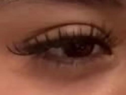Customer photo review of FEATHER Self-adhesive Cluster Lashes