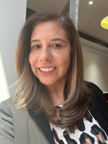 Reseña con foto de un cliente sobre Hair Power - Reparación Capilar 60 ml