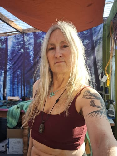 Yasmin G. review of REVERSIBLE YOGA BRA TOP BURGUNDY- TIBETAN YELLOW image 1 out of 1