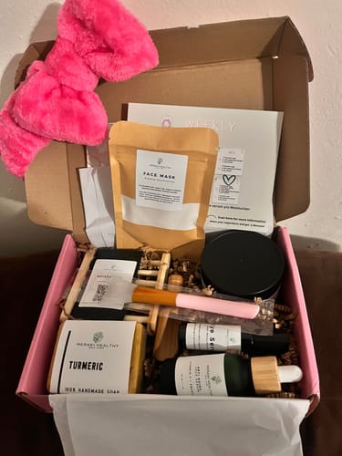 Customer photo review of Luxury Skincare Box
