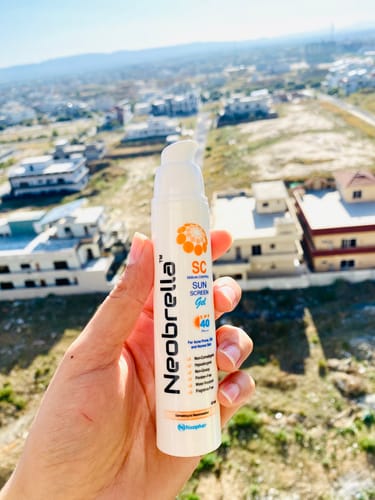 Customer photo review of Neobrella SC (Sebum control gel) (SPF 40 and PA +++)