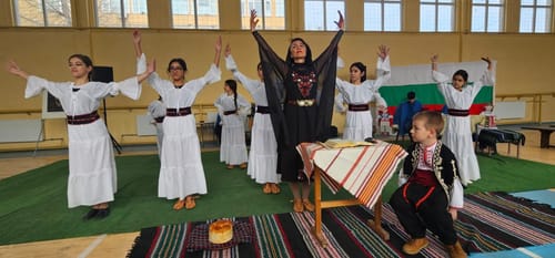 Customer photo review of Рокля с Тракийска шевица