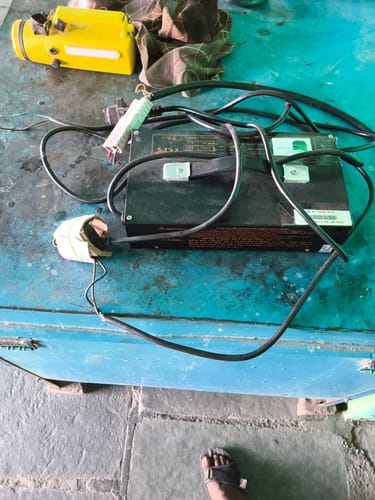 Customer photo review of Hop Electric 72V 10A Lithium Battery Charger (84V cut-off) - Leo, Lyf, Oxo
