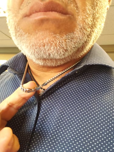 Reseña con foto de un cliente sobre Cadena Miami Cuban 5mm