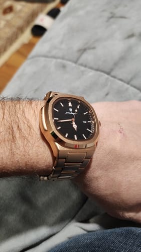 Customer photo review of Lucky Fours® Wraith