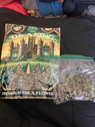 Customer photo review of Ice Cream Cake - Indoor THCA (Smalls)