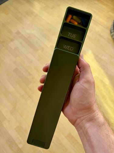 Customer photo review of Weekly Vitamin XL Case