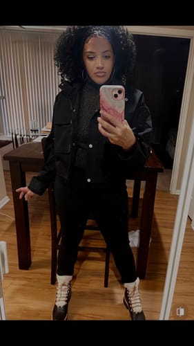 Customer photo review of Outre Pre-Styled 13X2 HD Lace Front Wig - HALO STITCH BRAID 14