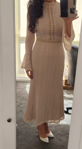 Customer photo review of Elliatt Bella Midi Dress