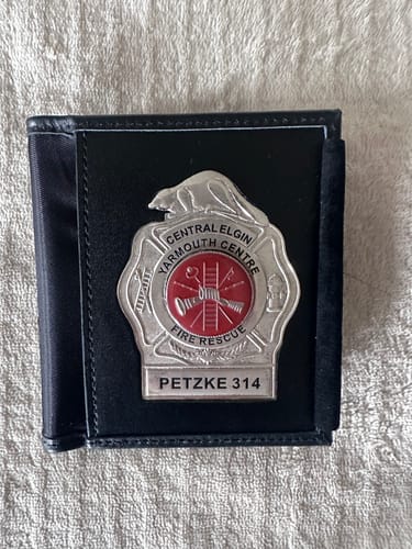 Customer photo review of SW1 Leather I.D. Badge Case