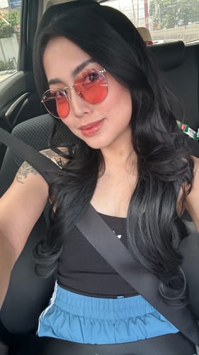 Customer photo review of 22" Hollywood Waves