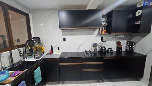 Customer photo review of Gabinete Bajo para Fregadero 2 Puertas Reims Negro