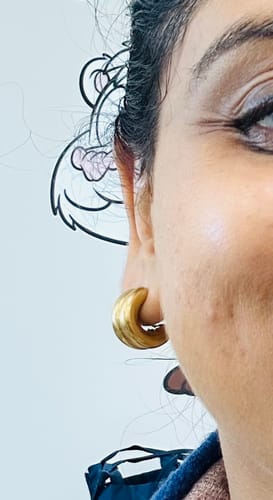 Customer photo review of Plain Chunky Hoop Earrings