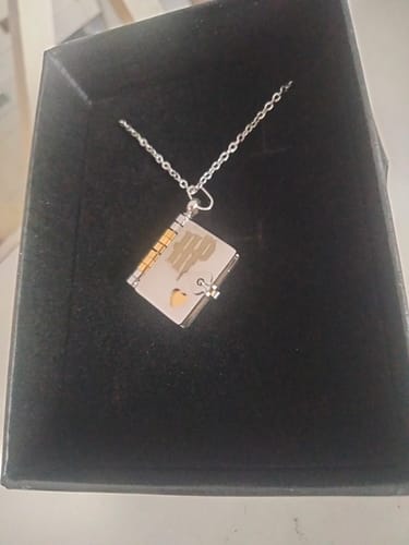 Customer photo review of Portachiavi/Collana Book ~ Frase Silente (HP)