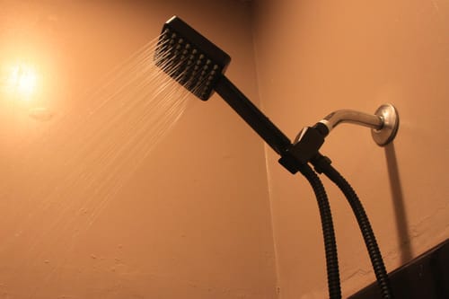 Customer photo review of 1- Spray Square Handheld Shower Set