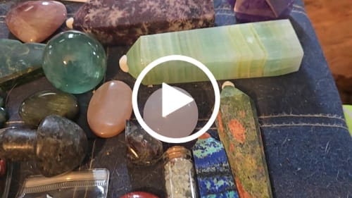 Customer video review of Crystal Abundance Scoop