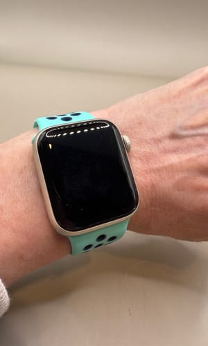 Customer photo review of Apple Band Silicone Sport - Aquamarine-Blue