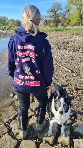 Customer photo review of Wo diese Pfoten sind - Personalisierbarer Classic Zipper Hoodie Unisex