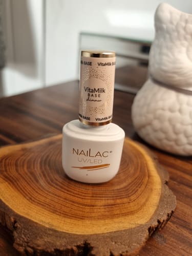 Customer photo review of NaiLac Hybrid UV/LED Shimmer VitaMilk Base