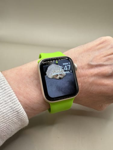 Customer photo review of Apple Band Silicone Solid - Lime Green