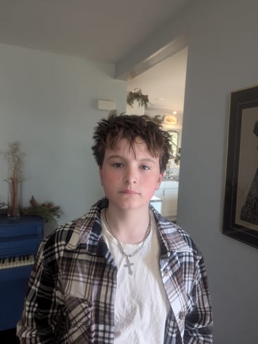 Customer photo review of (Almost Out of Stock) Hair Styling Powder On Sale