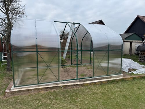 Buchan review of Gewächshaus "Villa" mit robustem Stahlrahmengestell in 5 Größen erhältlich image 1 out of 4