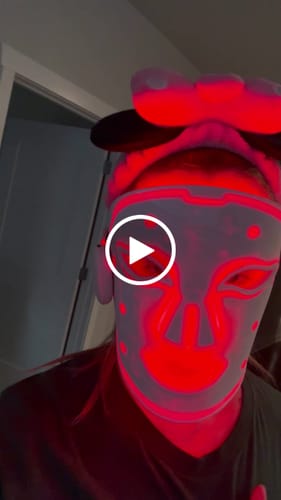 Customer video review of INIA GLOW Wireless Red Light Therapy Mask