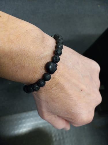 Customer photo review of THE OUTCAST – “FREAK ON A LEASH”