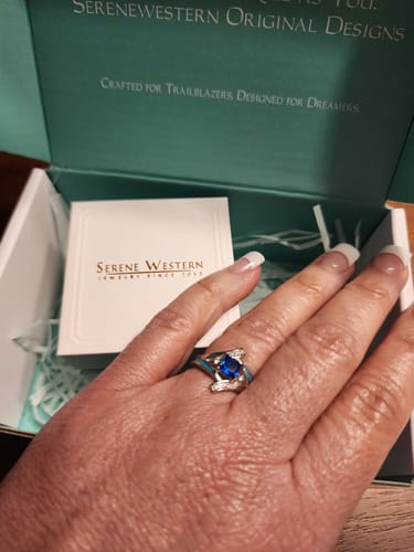 Customer photo review of Milky Way Kiss Ring - Sapphire