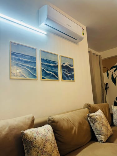 Customer photo review of Ocean waves, Set of 3, Set of Three Paintings