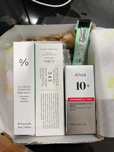 Customer photo review of Dr. Ceuracle - CICA Regen Vegan Sun SPF 50+ PA++++ 50g