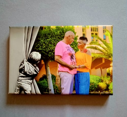 Customer photo review of Personalisierte Leinwand - Banksy Vorhang auf No. 1