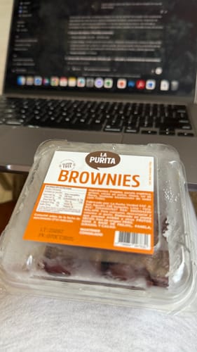 Customer photo review of Brownies (8 Pack) ( CONGELADO )