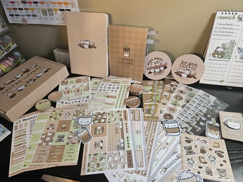 Customer photo review of Coffee Lovers Theme Hobonichi Cousin Monthly Kit (Set of 2)