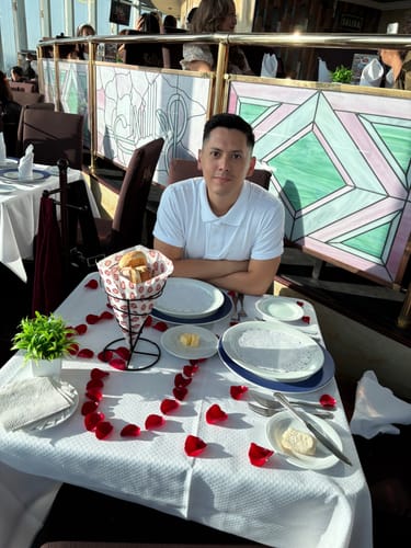 Customer photo review of Cena Romántica