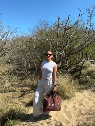 Customer photo review of Brown TØTE Bag