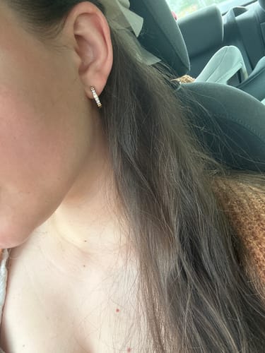 Kundenbewertung mit Foto zu Shine Hoop Ohrringe