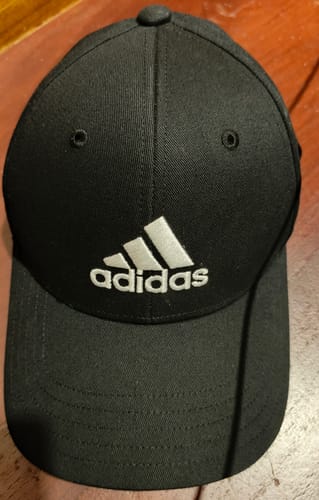 Customer photo review of adidas Embroidered Logo Lightweight Baseball Cap