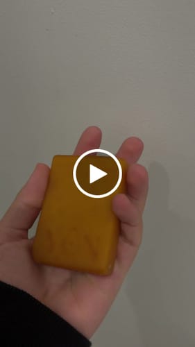 Customer video review of Skin Clearing Honey & Turmeric Bar