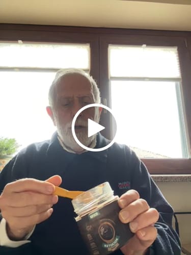 Customer video review of KETOCIOK 250G CREMA SPALMABILE NOCCIOLE IGP E CACAO SENZA ZUCCHERO