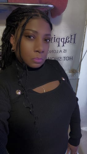 Customer photo review of Kiki - 12"-36" Human Hair Deep Wave Curls Pre Bleached Knotless HD Full Lace Boho Box Braided Wig