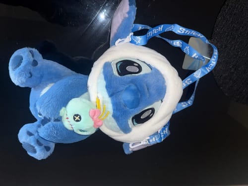 Customer photo review of Stitch Hug Bag - Ton Ami Doux Qui Devient un Petit Sac 🧸🎒