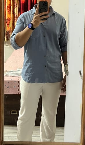Customer photo review of Relaxed linen shirt