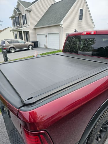 Customer photo review of Syneticusa 2009-2025 Dodge RAM 1500 AR-PRO Series Auto-Retract Retractable Tonneau Cover (Non-Rambox)